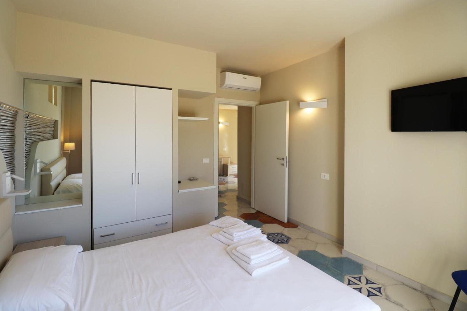 مبيت وإفطار Brattiro Borgo San Cosmo Tropea المظهر الخارجي الصورة