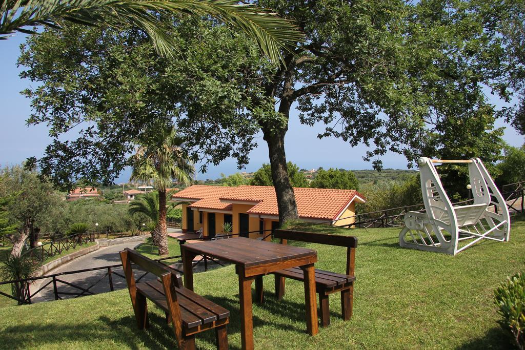 مبيت وإفطار Brattiro Borgo San Cosmo Tropea المظهر الخارجي الصورة
