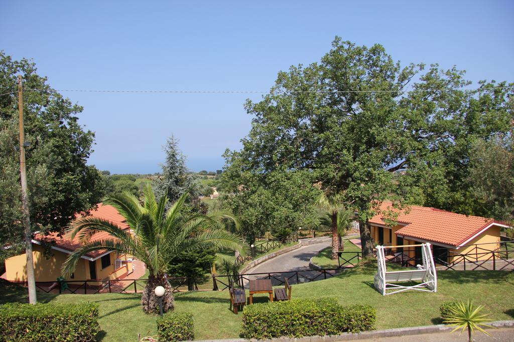 مبيت وإفطار Brattiro Borgo San Cosmo Tropea المظهر الخارجي الصورة