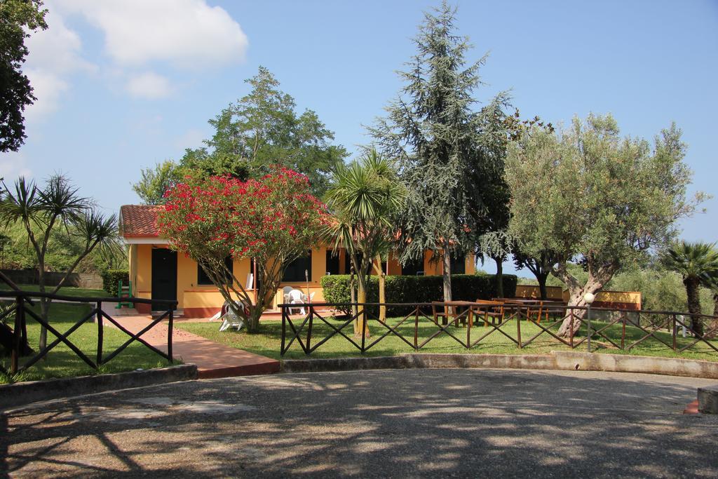 مبيت وإفطار Brattiro Borgo San Cosmo Tropea المظهر الخارجي الصورة