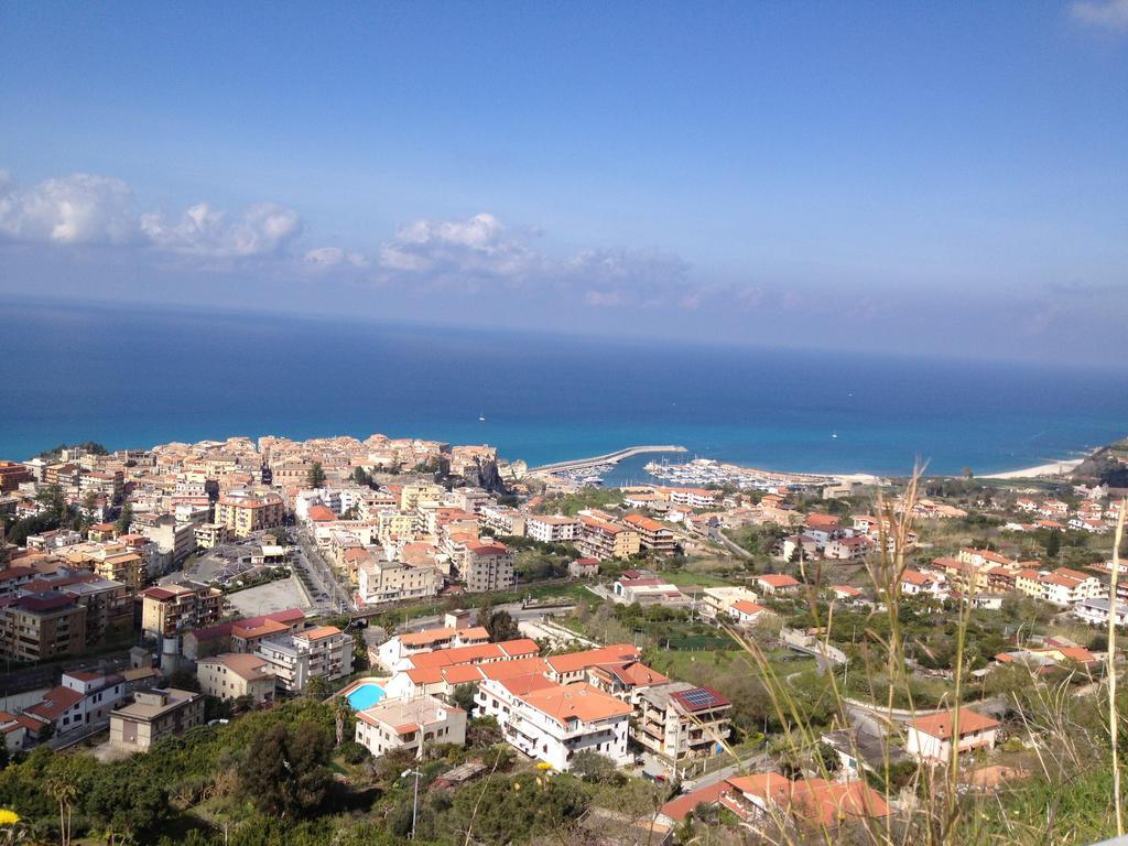 مبيت وإفطار Brattiro Borgo San Cosmo Tropea المظهر الخارجي الصورة