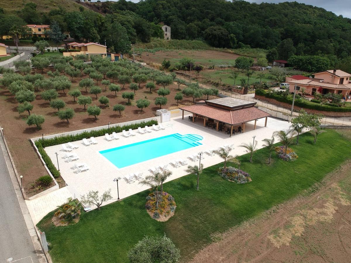 مبيت وإفطار Brattiro Borgo San Cosmo Tropea المظهر الخارجي الصورة