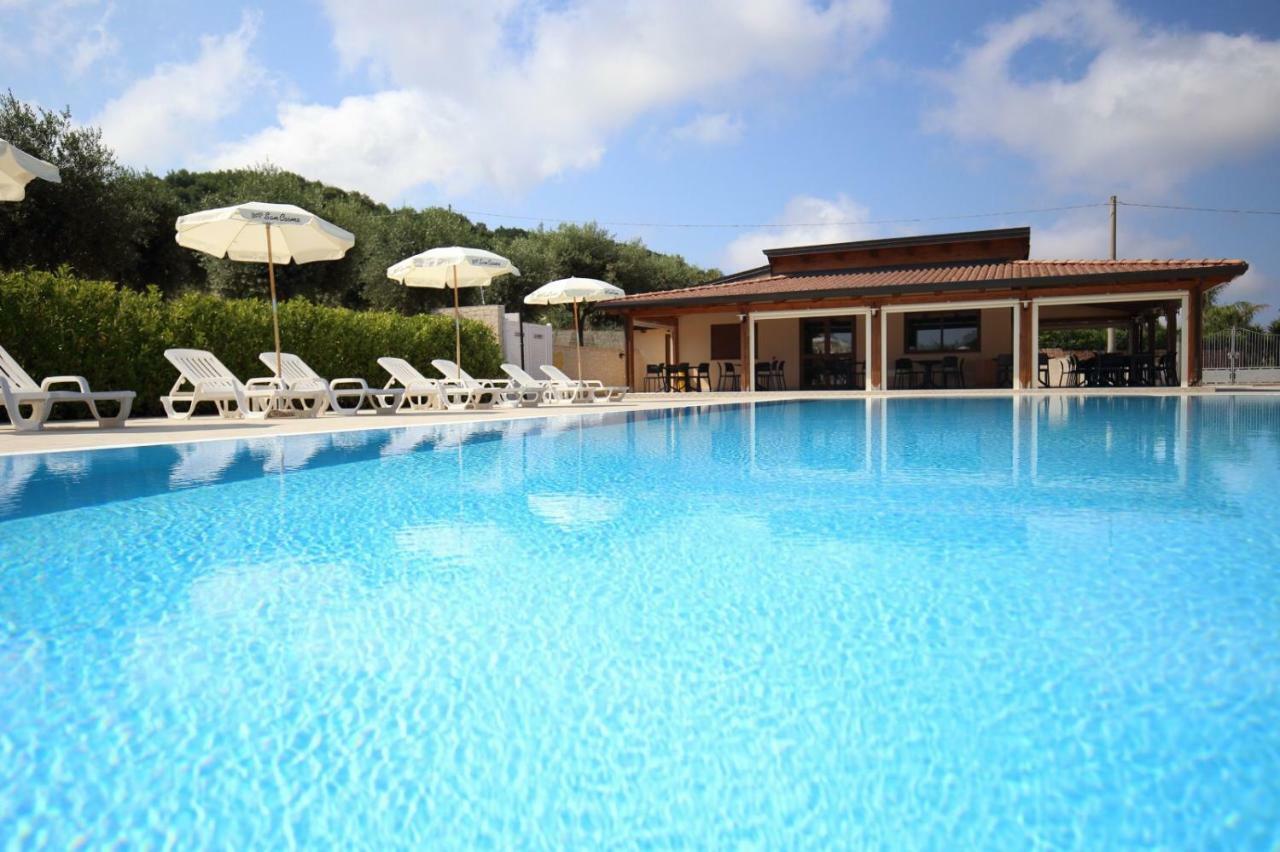 مبيت وإفطار Brattiro Borgo San Cosmo Tropea المظهر الخارجي الصورة